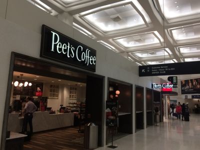 ヒューストン空港のPeet's coffee