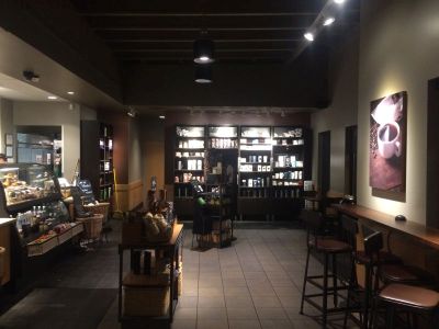 スタバの店内